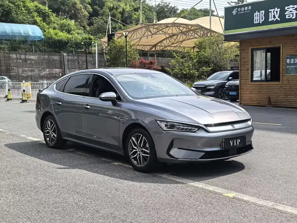 BYD Qin PLUS 2022 — фото 1