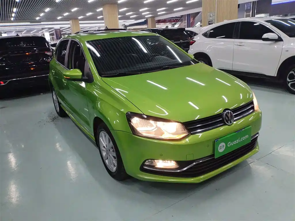 Volkswagen Polo 2015 — фото 20