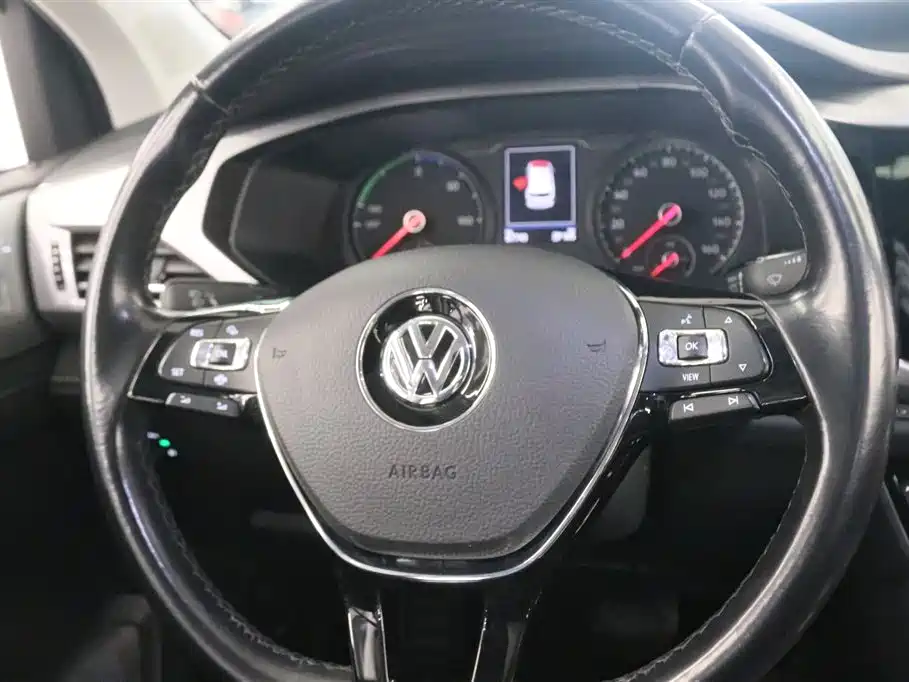 Volkswagen Tharu New Energy 2021 — фото 6