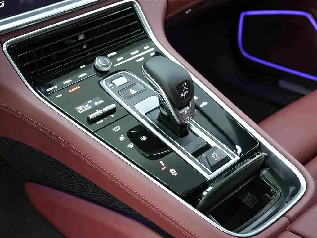 Porsche Panamera 2022 — фото 11
