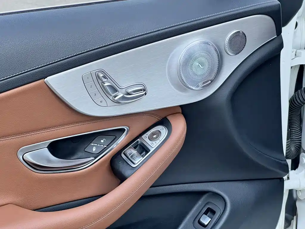 Mercedes-Benz C-Class 2016 — фото 17