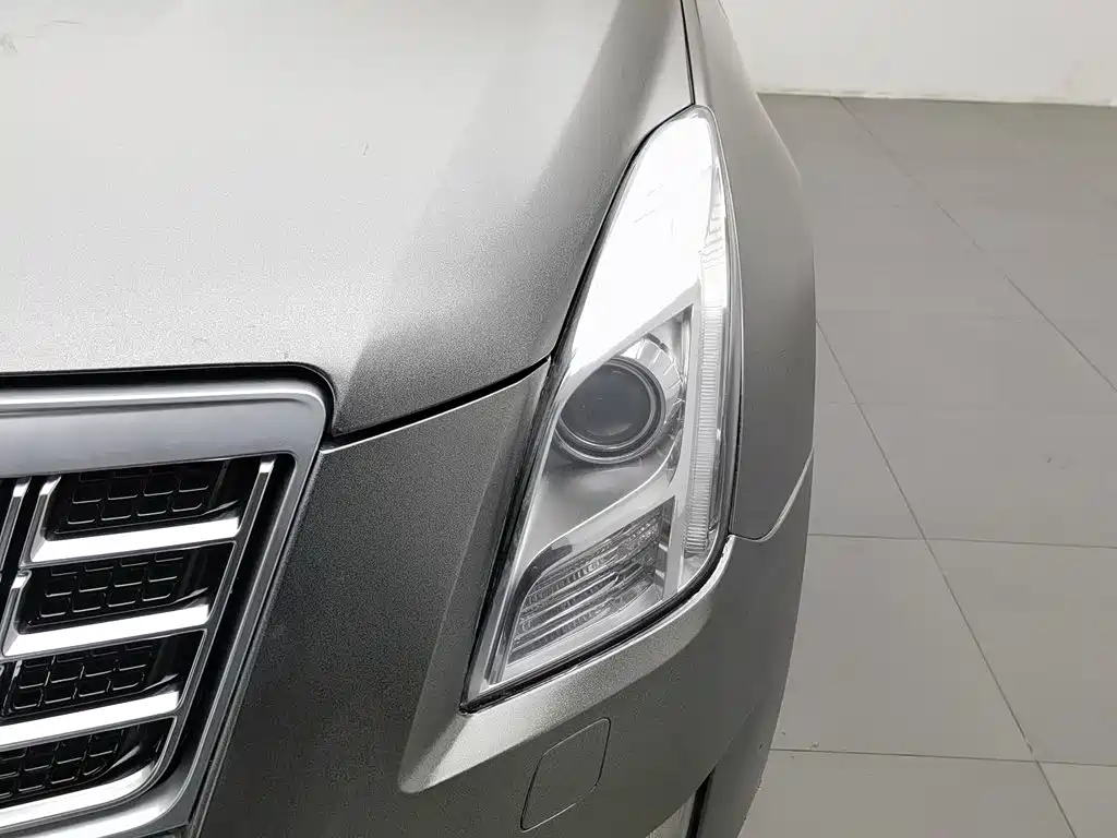 Cadillac XTS 2013 — фото 7