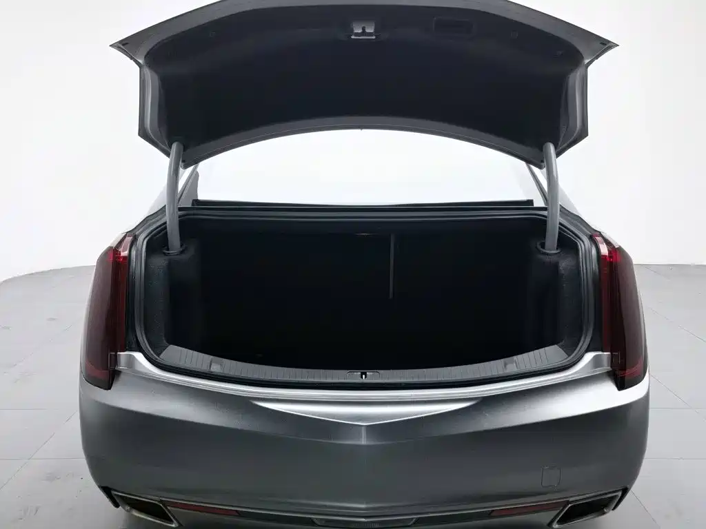 Cadillac XTS 2013 — фото 16