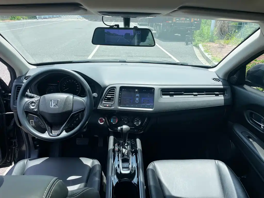 Honda Vezel 2020 — фото 18