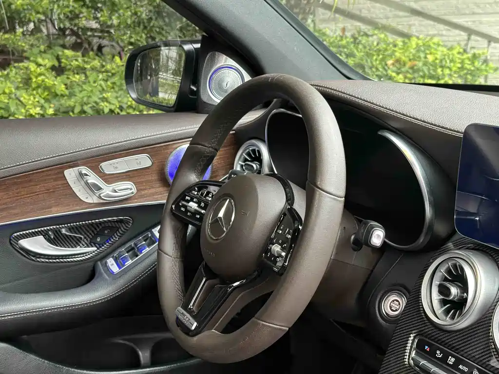 Mercedes-Benz GLC 2021 — фото 15