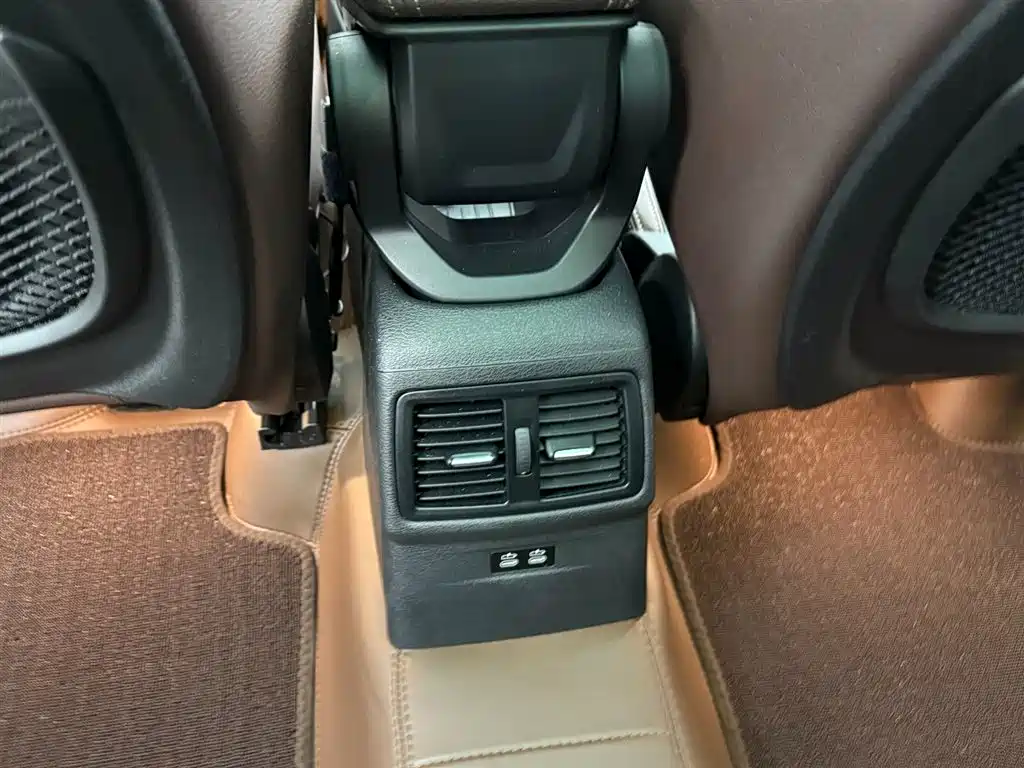 BMW X1 2021 — фото 12