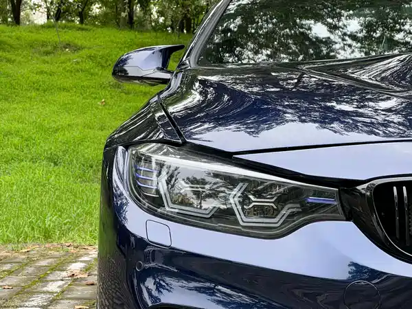 BMW M4 2016