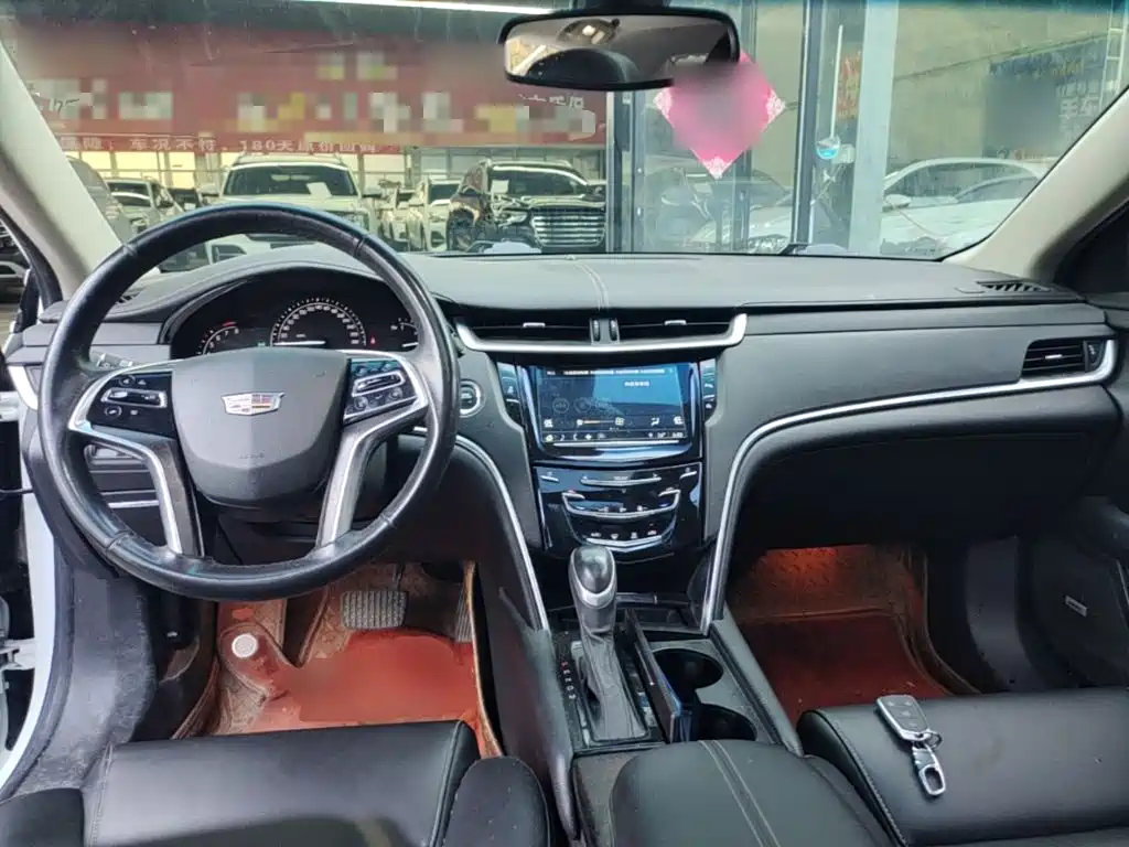Cadillac XTS 2019 — фото 10