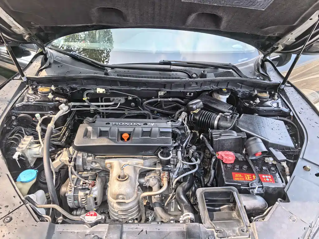 Honda Accord 2017 — фото 12