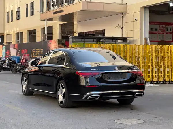 Mercedes-Benz Maybach S-Class 2023