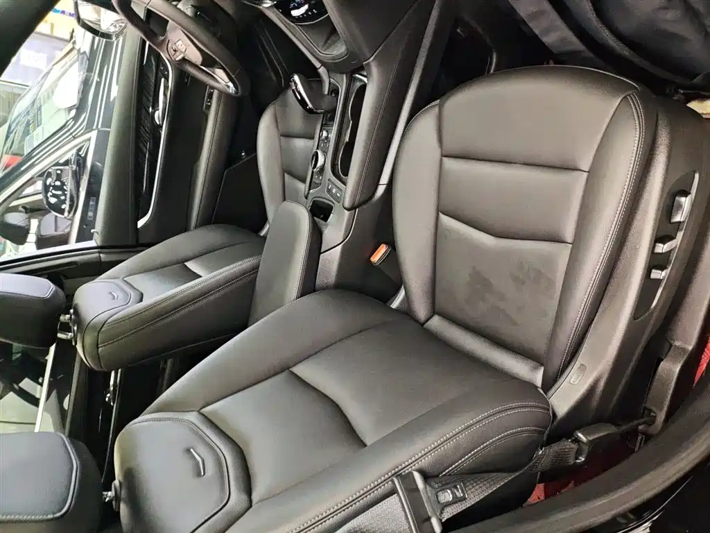 Cadillac XT6 2023 — фото 24