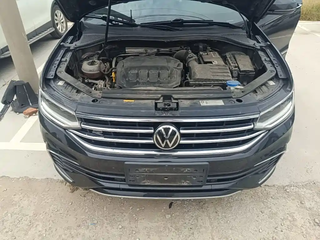 Volkswagen Tiguan L 2023 — фото 20