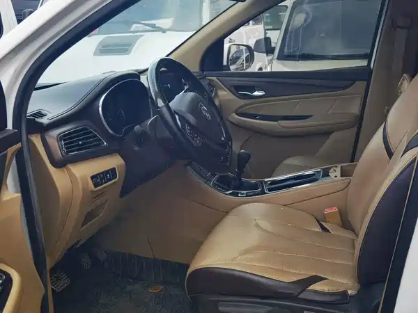 Baojun 730 2018