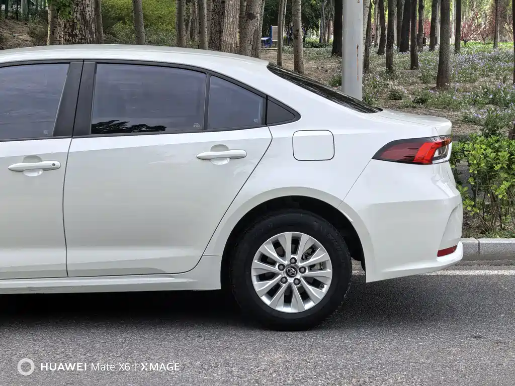 Toyota Corolla 2020 — фото 9