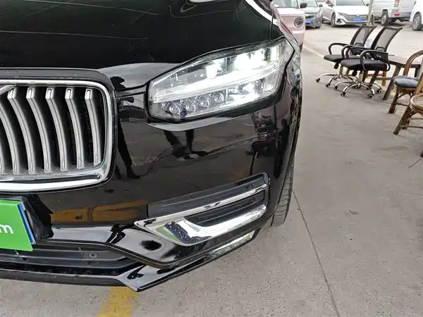 Volvo XC90 2021