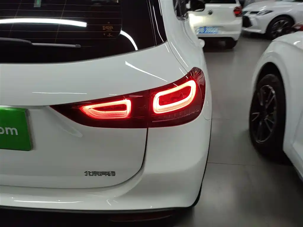 Mercedes-Benz GLA 2023 — фото 24