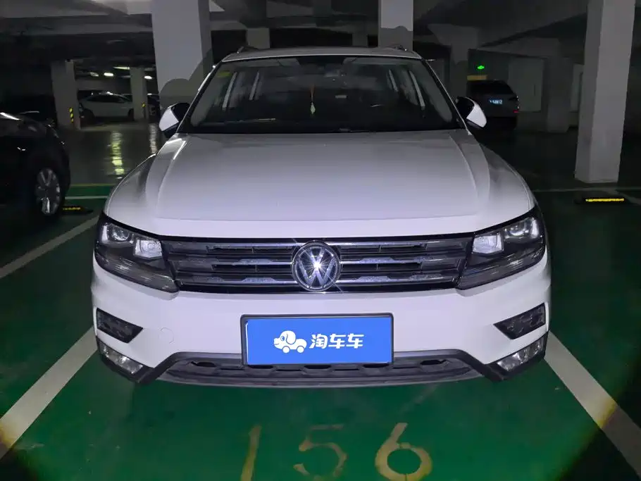 Volkswagen Tiguan L 2017 — фото 2