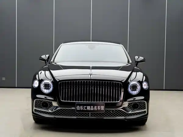 Bentley Flying Spur 2022