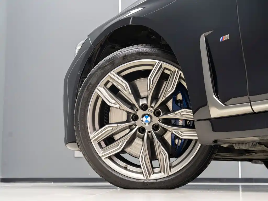 BMW 7 Series 2019 — фото 6