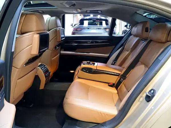 BMW 7 Series 2012