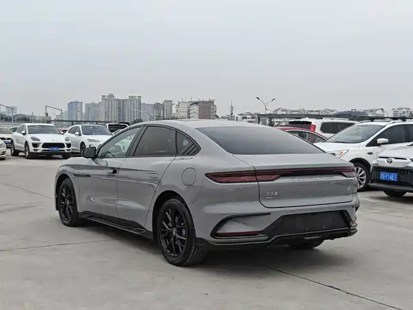 BYD Han 2025