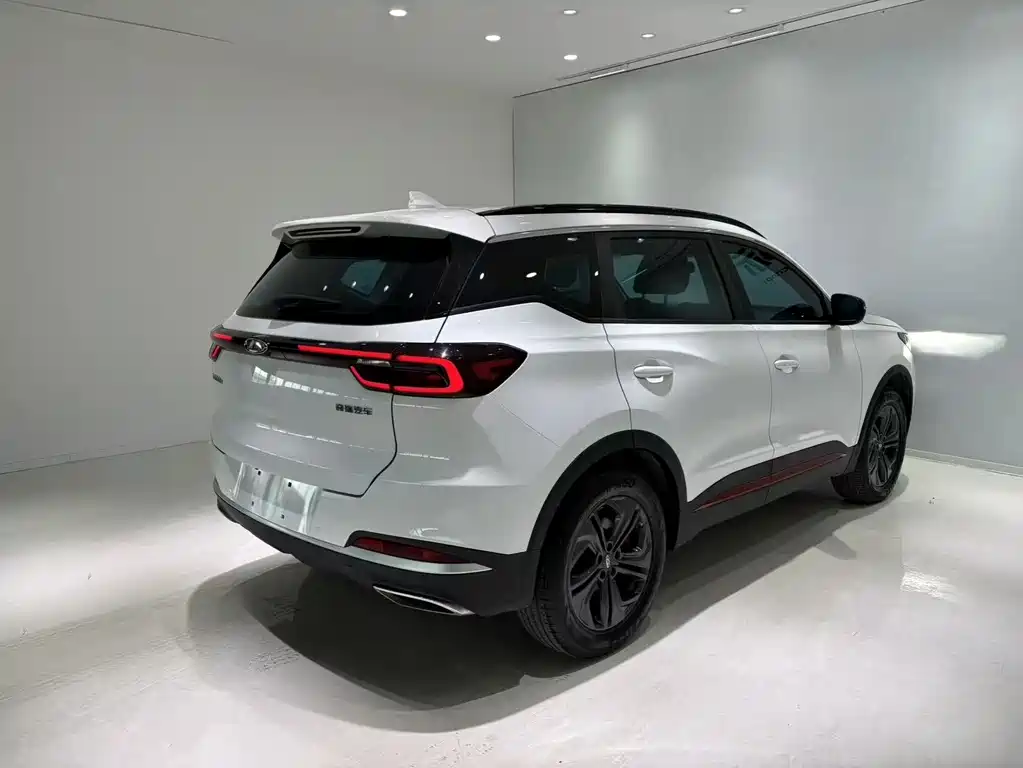 Chery Tiggo 7 2022 — фото 6
