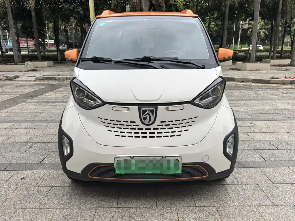 Baojun E100 2019 — фото 2