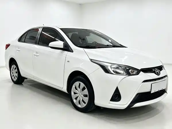Toyota Yaris L 2019