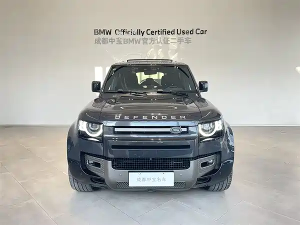 Land Rover Defender 2023