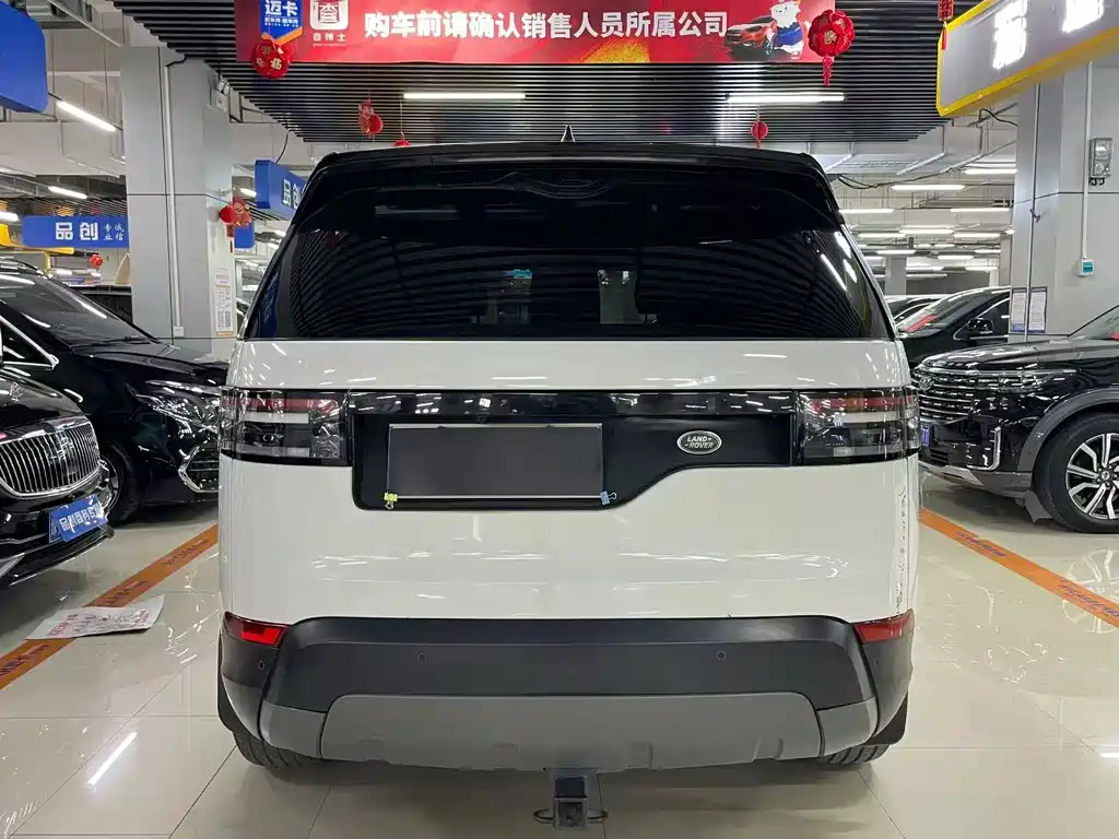 Land Rover Discovery 2017 — фото 8