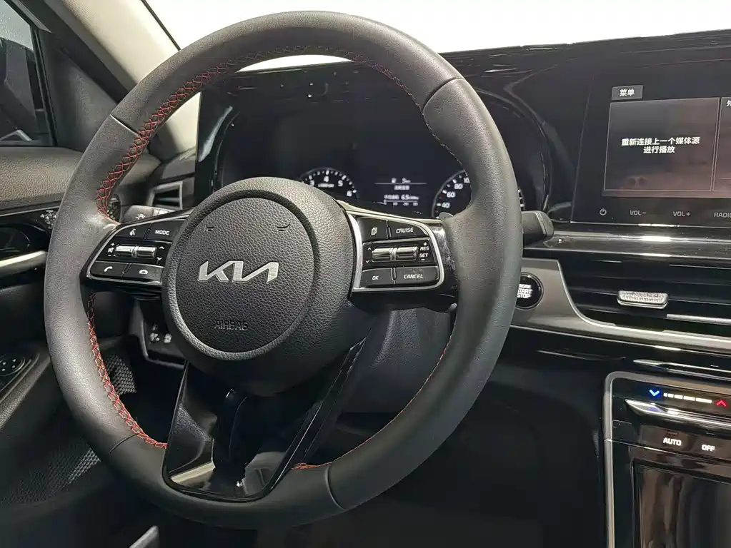 Kia KX3 2022 — фото 13