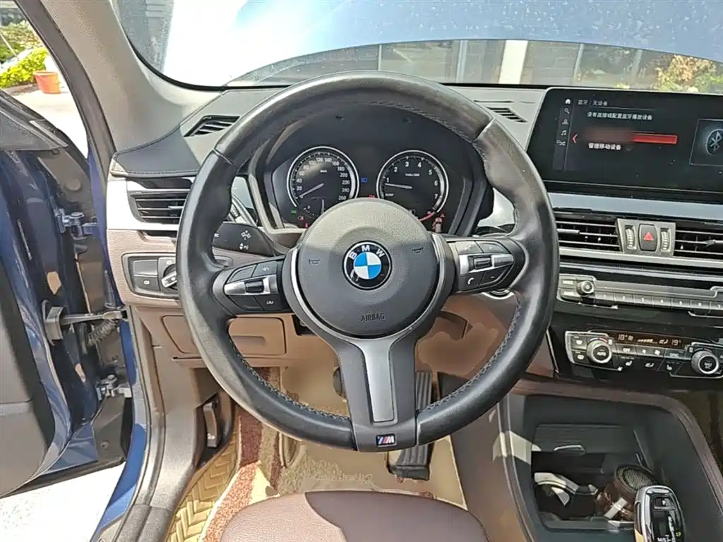 BMW X1 2021 — фото 11