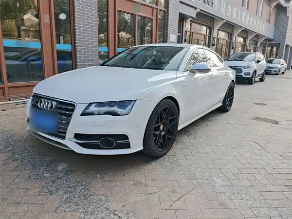 Audi S7 2013