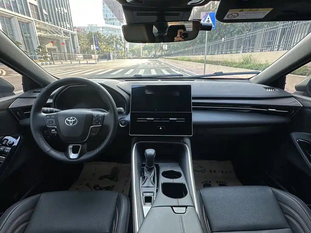 Toyota Avalon 2025 — фото 11