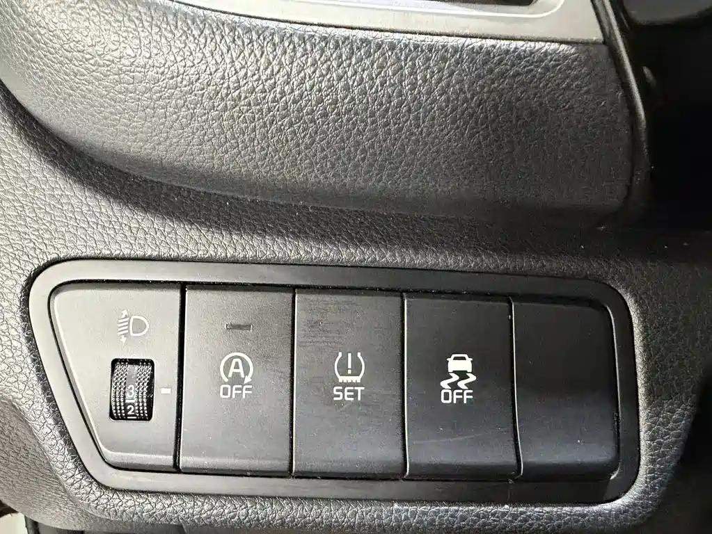 Kia KX3 2022 — фото 18