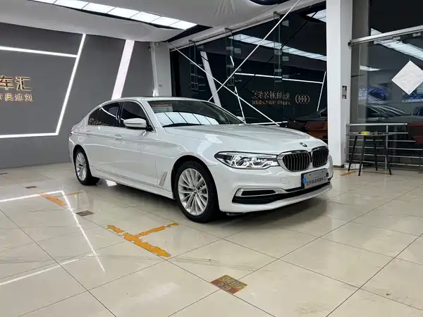 BMW 5 Series 2020