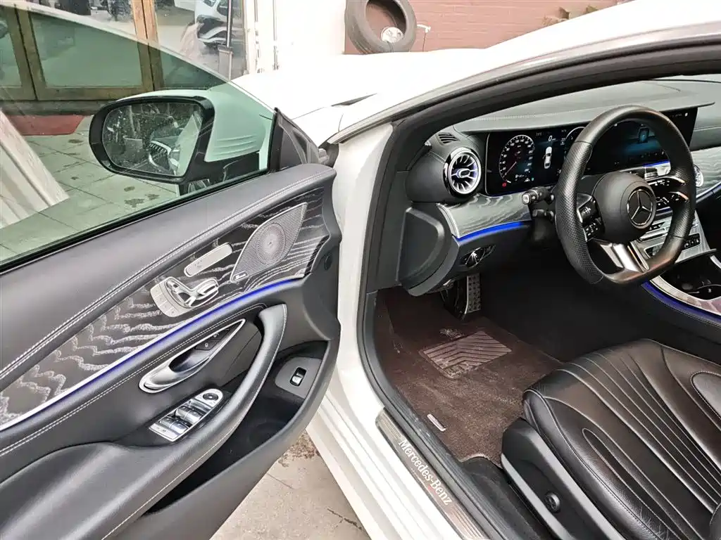 Mercedes-Benz CLS 2023 — фото 13