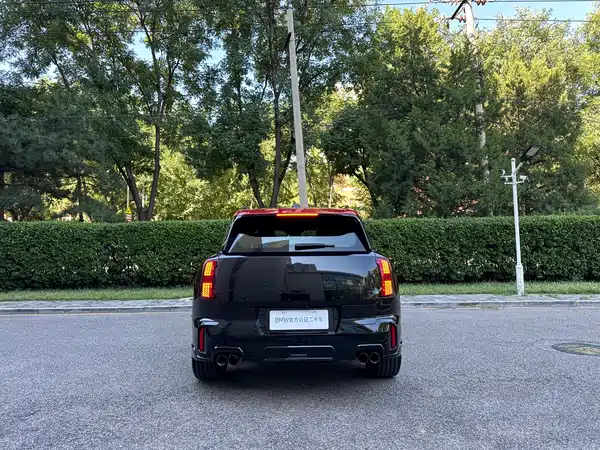 MINI JCW COUNTRYMAN 2025