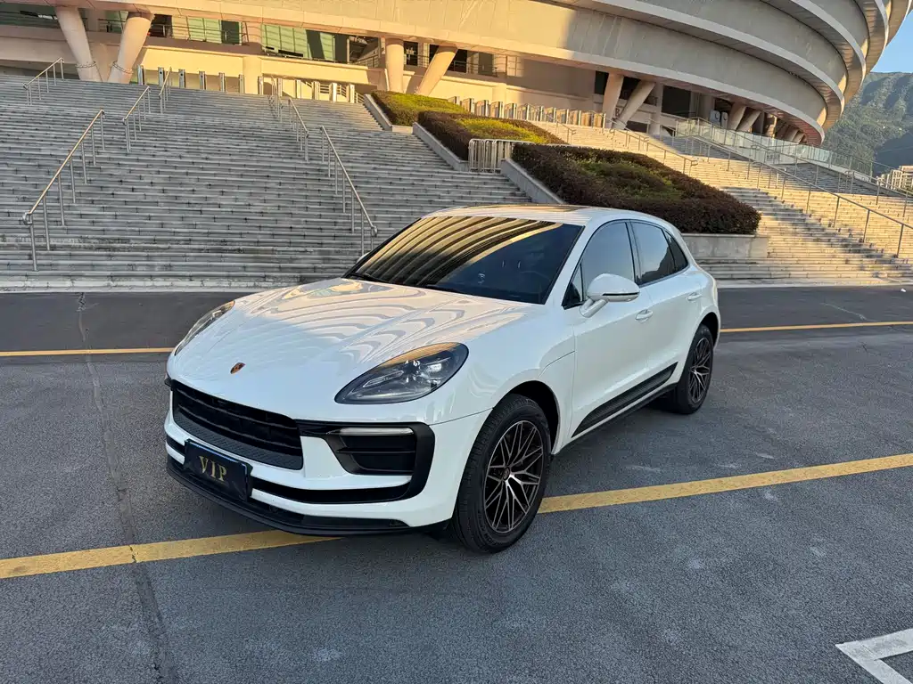 Porsche Macan 2024
