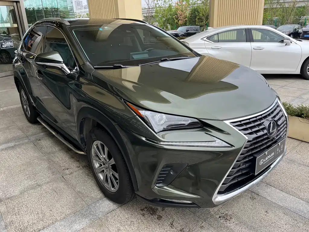 Lexus NX 2020 — фото 3