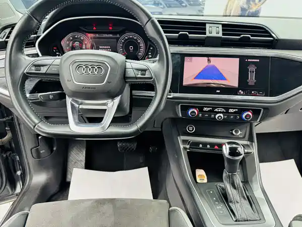 Audi Q3 2022