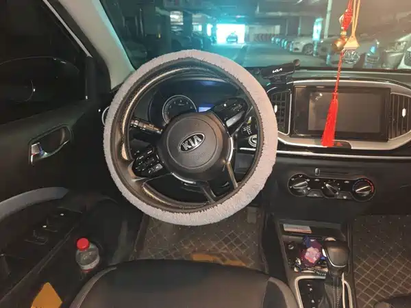 Kia KX1 2021