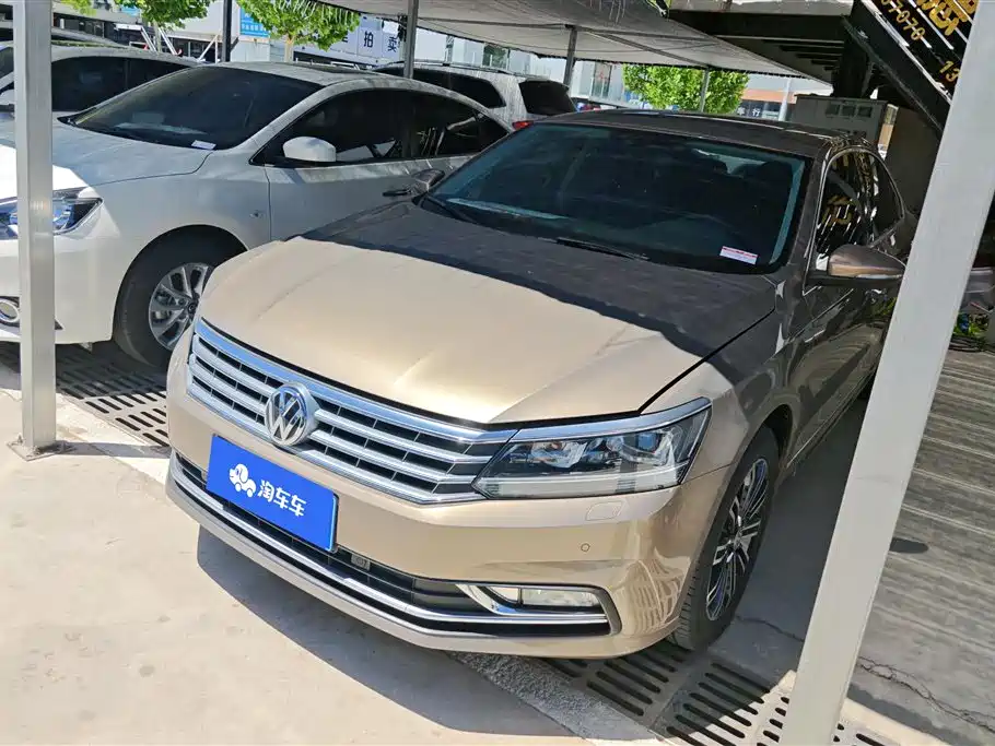 Volkswagen Passat 2017 — фото 1