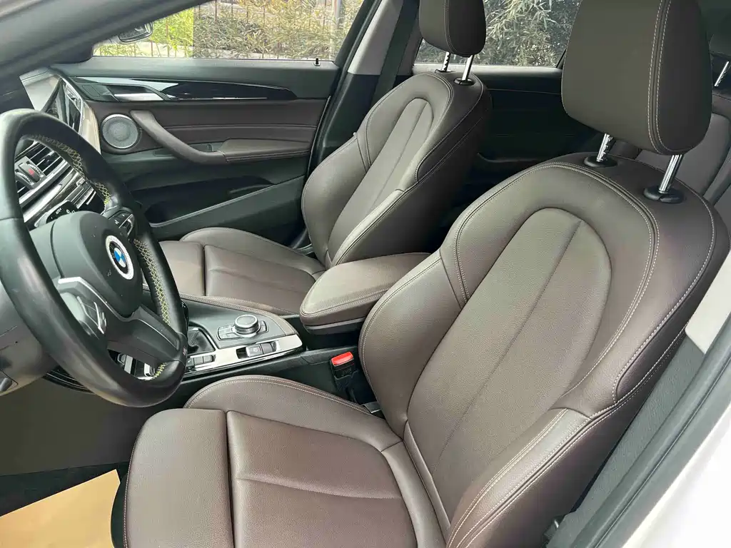 BMW X2 2023 — фото 17