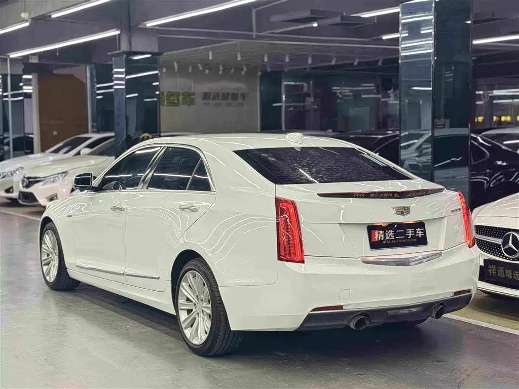 Cadillac ATS-L 2018 — фото 13