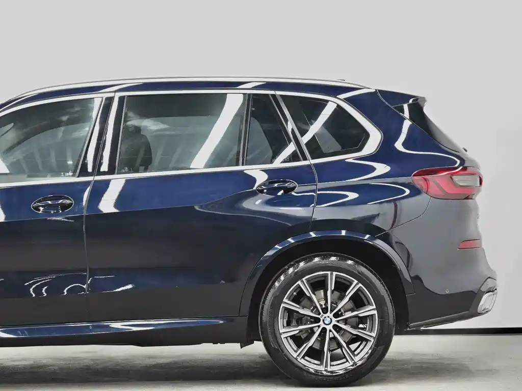 BMW X5 2023 — фото 28