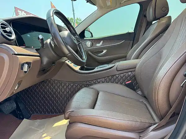Mercedes-Benz E-Class 2021