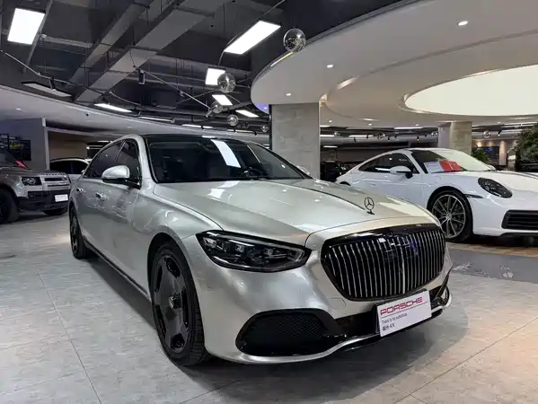 Mercedes-Benz Maybach S-Class 2024