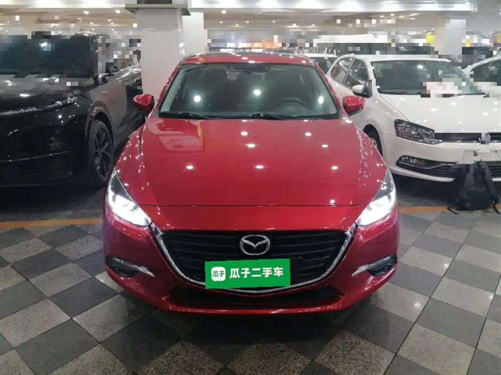 Mazda 3 Axela 2019 — фото 3