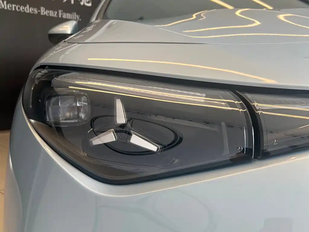 Mercedes-Benz CLA EV 2025 — фото 13